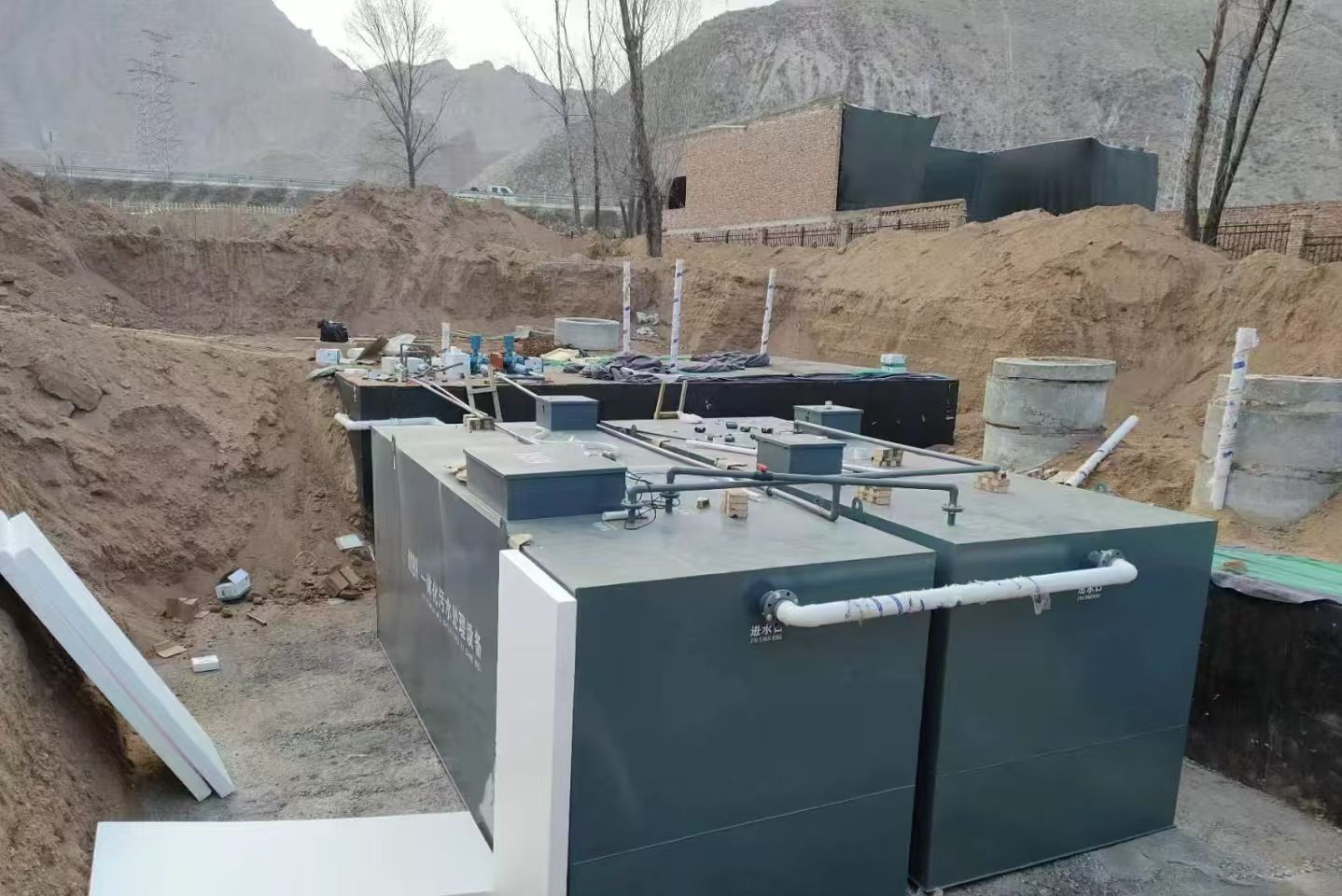 察哈尔右翼后一体化污水处理设备